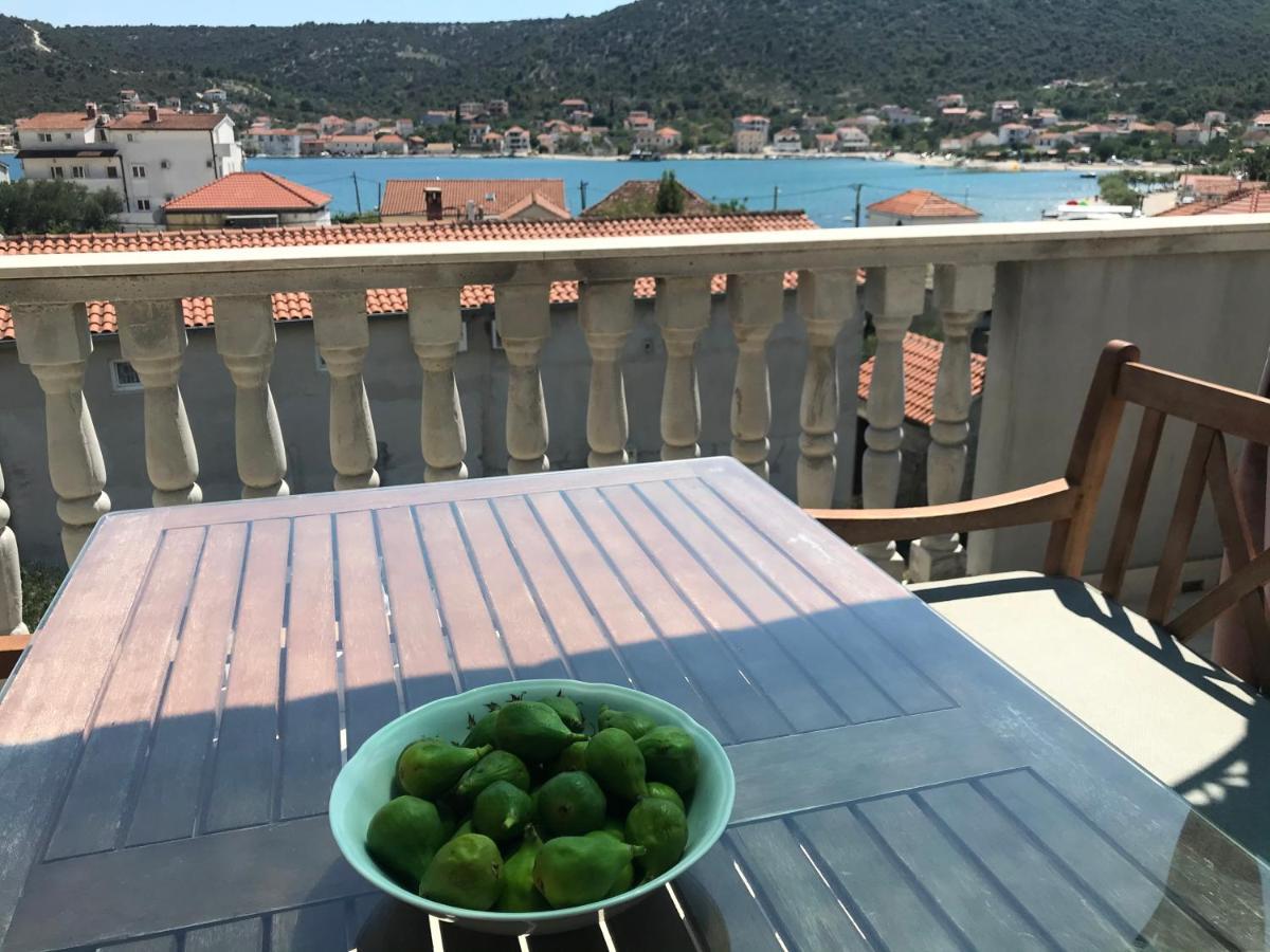 Apartment Laguna Vinišće Exteriér fotografie