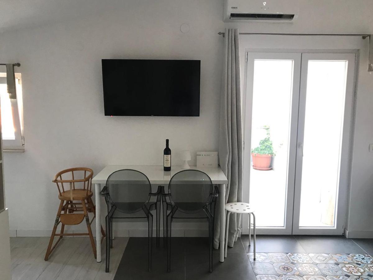 Apartment Laguna Vinišće Exteriér fotografie