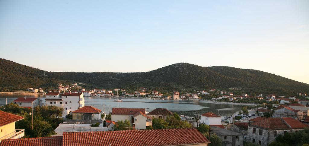 Apartment Laguna Vinišće Exteriér fotografie